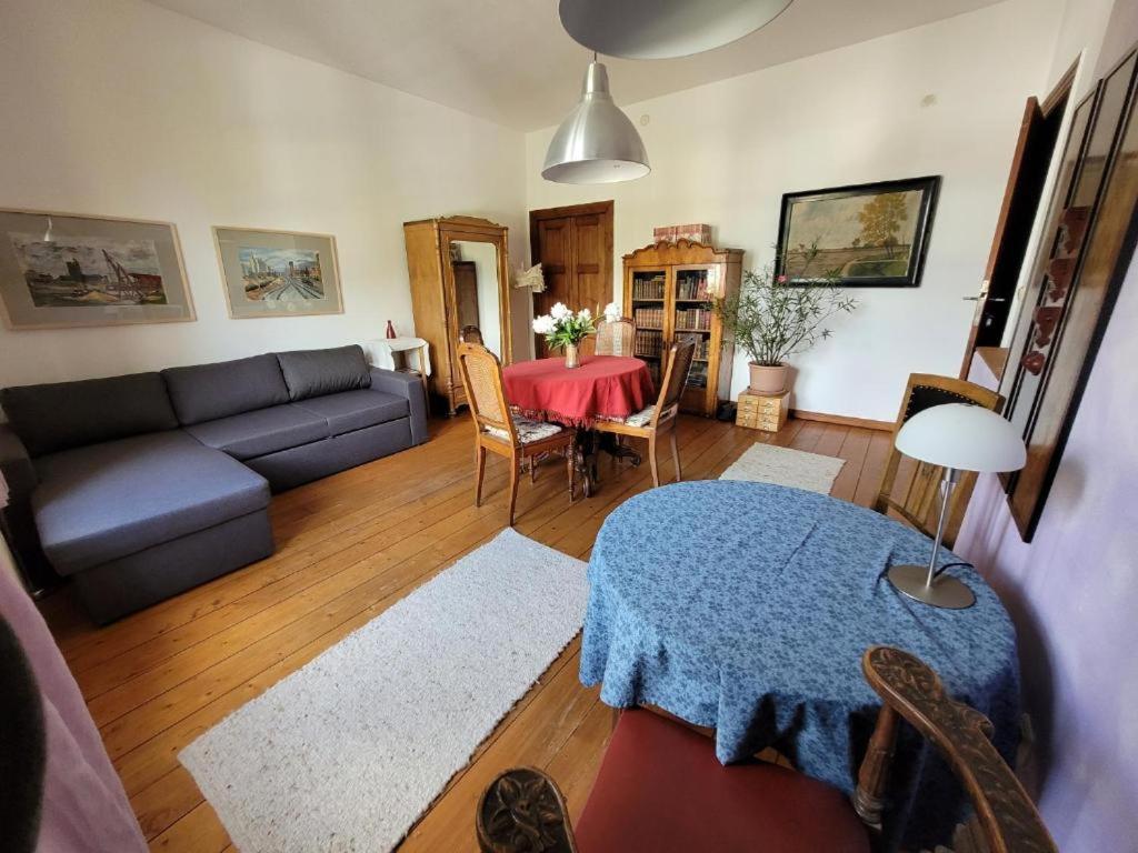 Haus Schmeile * Magdeburg